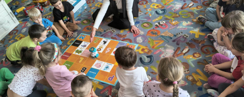 Kodowanie na dywanie.